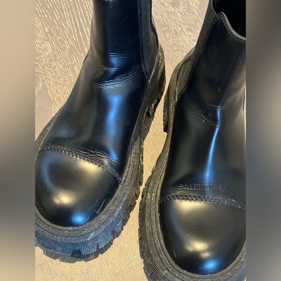 Balenciaga tractor boots - Picture 5 of 7